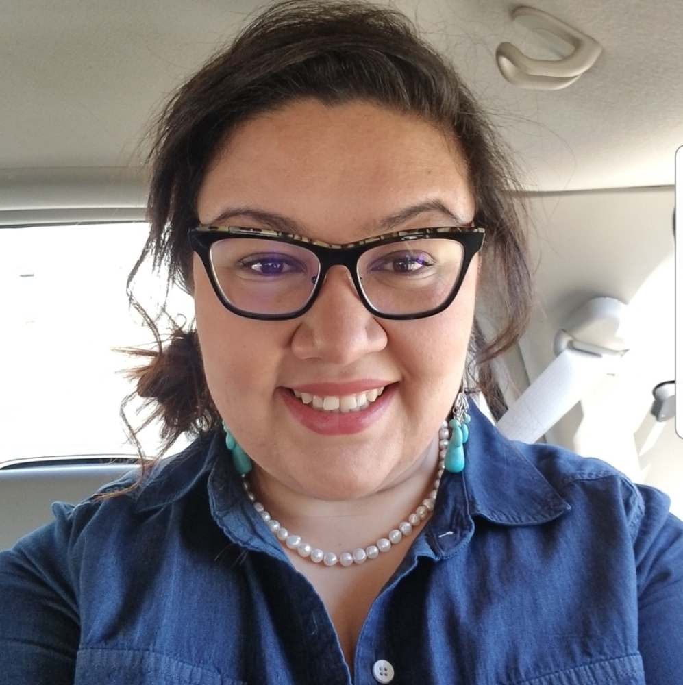 Meet your Posher, Eloisa